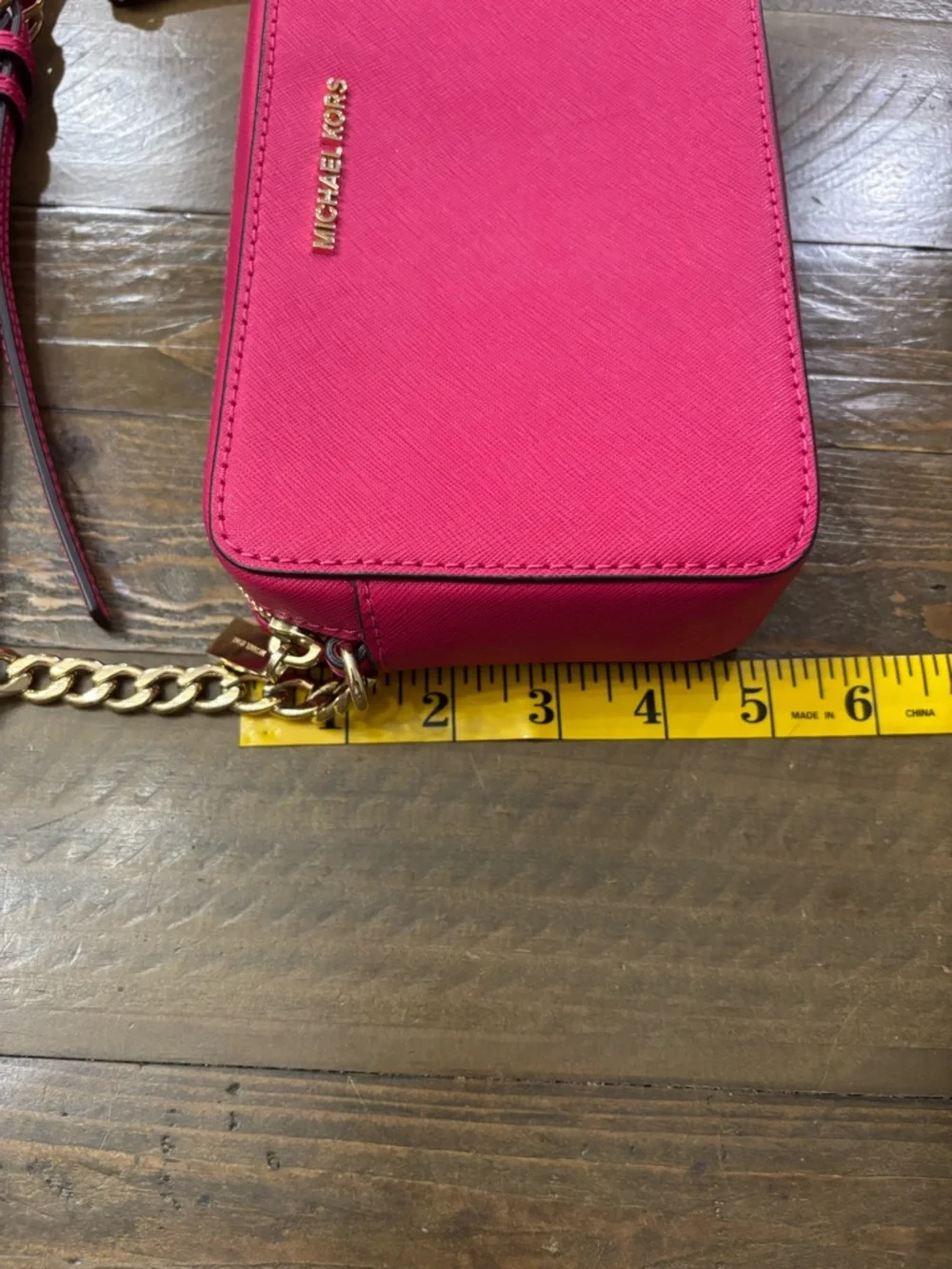 Michael Kors Jet Set Crossbody bag in Saffiano Leather